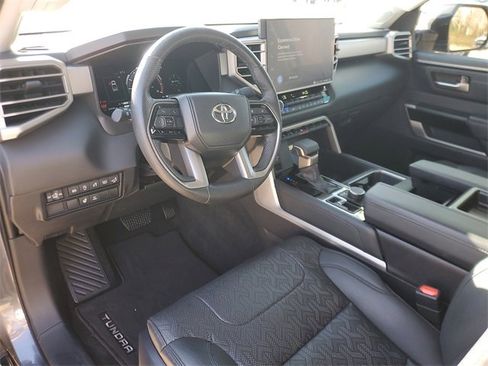 Used 2024 Toyota Tundra Limited image 15