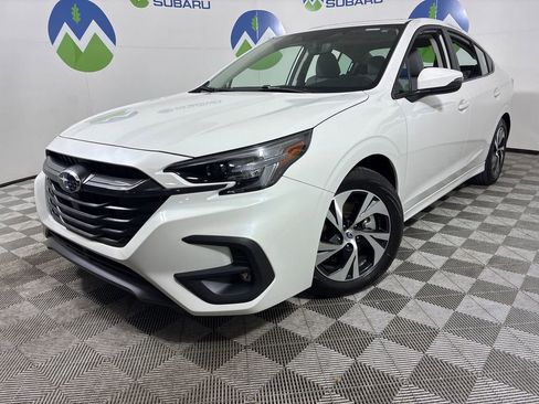 Used 2025 Subaru Legacy Premium image 4