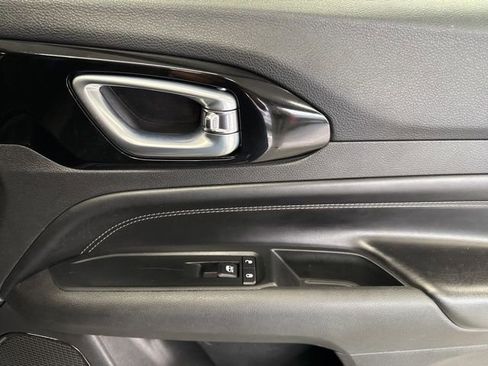 Used 2022 Jeep Compass Altitude w/ Sun and Sound Group image 55