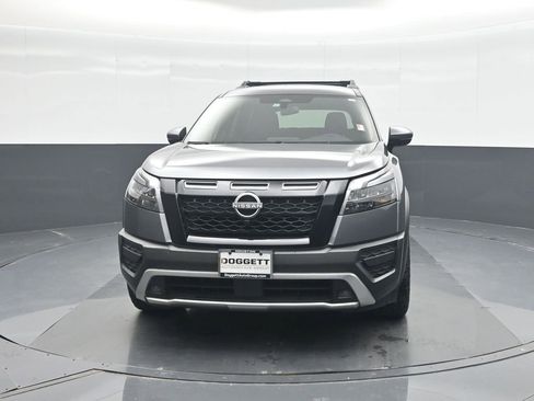 Used 2025 Nissan Pathfinder Rock Creek AWD/4WD image 5