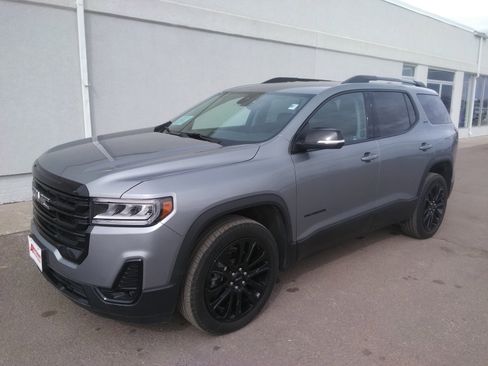 Used 2023 GMC Acadia SLT w/ Elevation Edition image 2