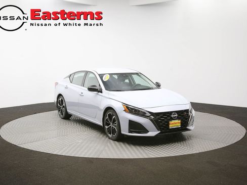 Used 2023 Nissan Altima 2.5 SR image 45