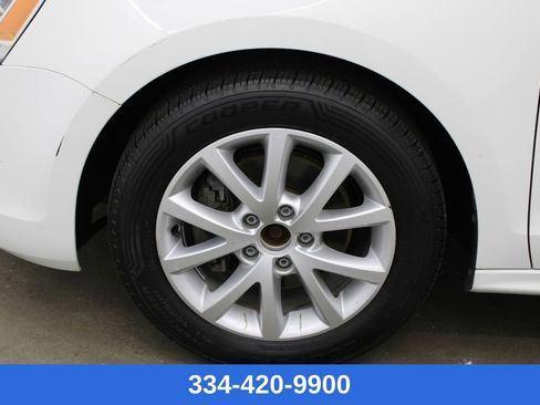 Used 2014 Volkswagen Jetta SE image 22