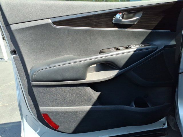 Used 2019 Kia Sorento L FWD image 10