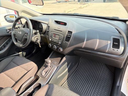 Used 2016 Kia Forte LX FWD image 25