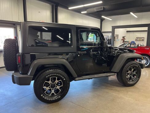 Used 2012 Jeep Wrangler Sport AWD/4WD image 18