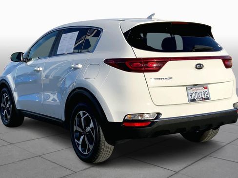 Used 2020 Kia Sportage LX image 11