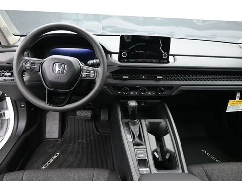 New 2025 Honda Accord SE image 10