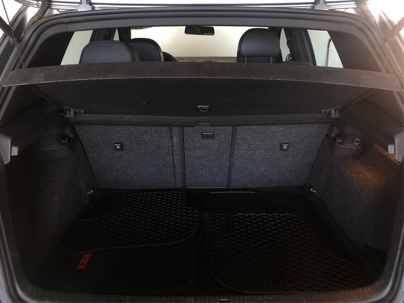 Used 2007 Volkswagen GTI 4-Door FWD image 12