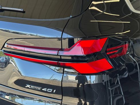 New 2026 BMW X5 xDrive40i w/ Climate Comfort Package image 17