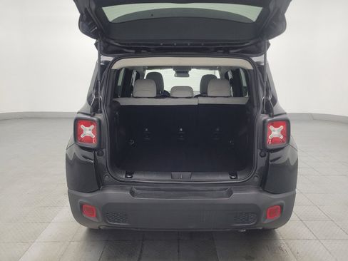 Used 2021 Jeep Renegade Latitude image 29