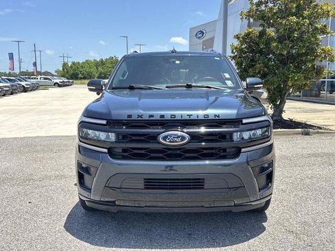Certified 2023 Ford Expedition Limited RWD image 2