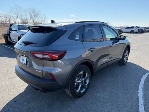 Used 2025 Ford Escape ST-Line image 7