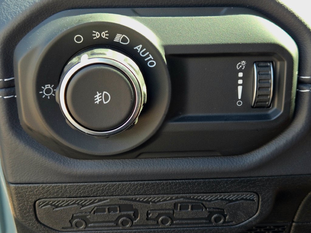 New 2026 Jeep Wrangler Unlimited Rubicon AWD/4WD image 30