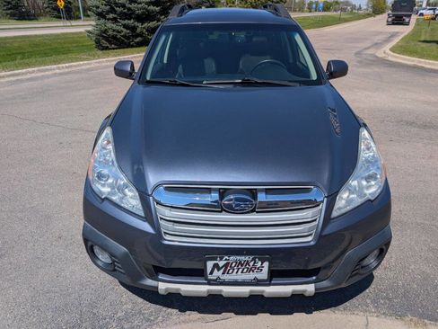 Used 2014 Subaru Outback 2.5i Limited AWD/4WD image 4