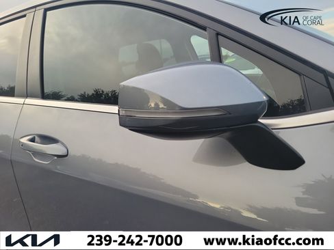 Certified 2023 Kia Sportage EX FWD image 8