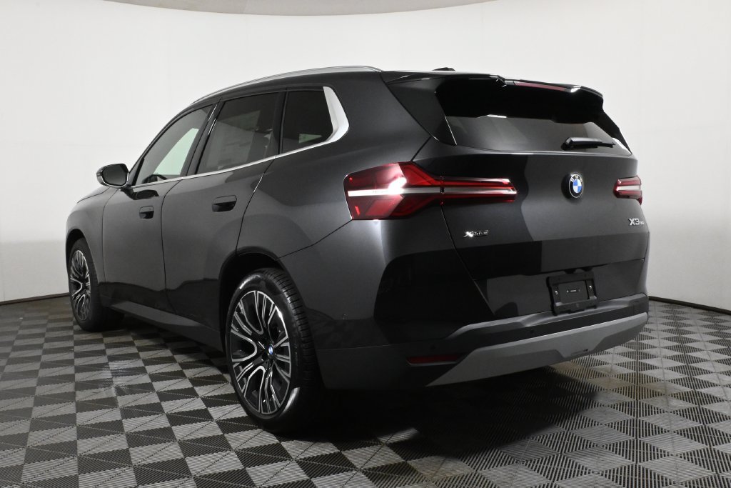 Used 2025 BMW X3 xDrive30i w/ Convenience Package AWD/4WD image 5