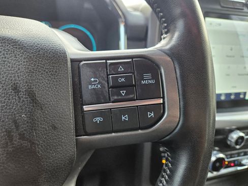 Used 2022 Ford F150 Lariat w/ Equipment Group 502A High image 13