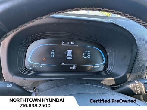 Certified 2023 Hyundai Venue SEL w/ Cargo Package FWD image 9