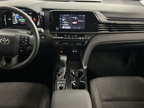 Used 2026 Toyota Camry LE FWD image 15