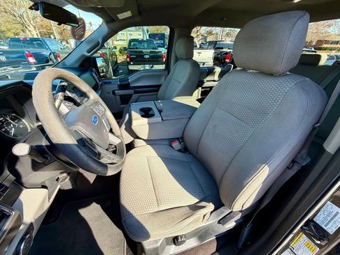 Used 2018 Ford F150 XLT image 8