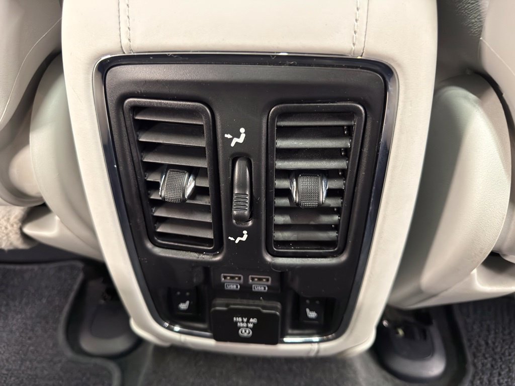 Used 2021 Jeep Grand Cherokee Summit AWD/4WD image 35