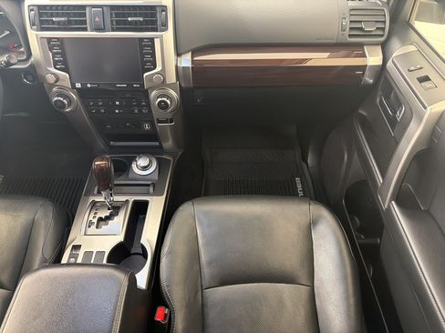 Used 2022 Toyota 4Runner Limited AWD/4WD image 28