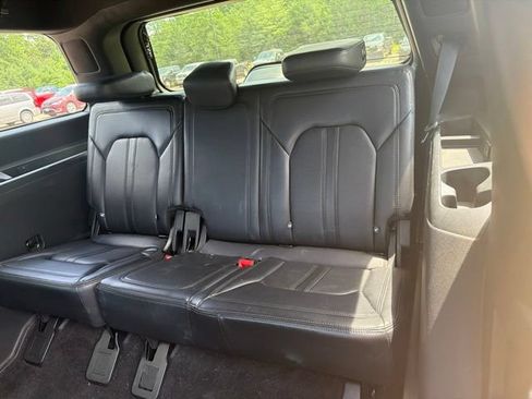 Used 2019 Ford Expedition Limited w/ Special Edition Package AWD/4WD image 10