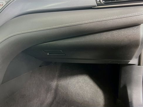 Used 2022 Toyota Camry SE w/ Convenience Package image 35