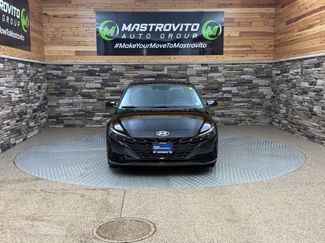 Certified 2023 Hyundai Elantra SEL w/ Cargo Package video 3