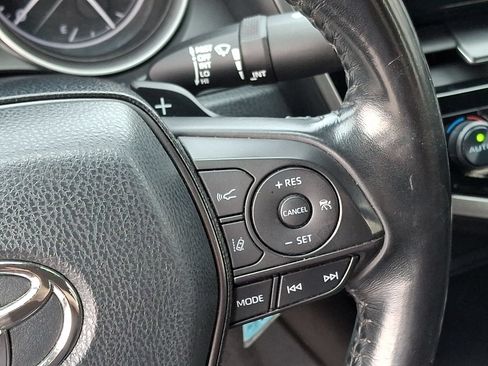 Used 2021 Toyota Camry SE FWD image 20