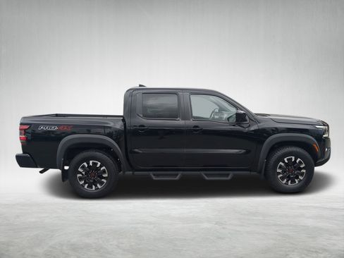 Used 2023 Nissan Frontier PRO-4X w/ Pro Convenience Package image 2