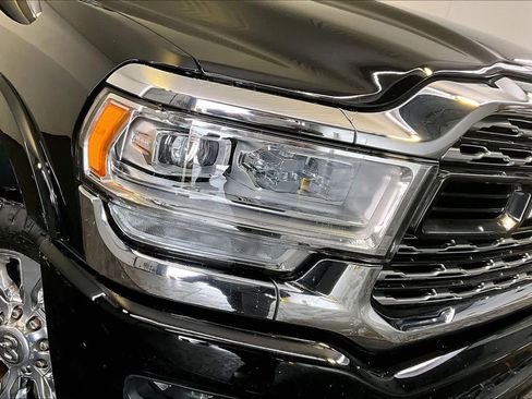 Used 2019 RAM 2500 Limited image 27