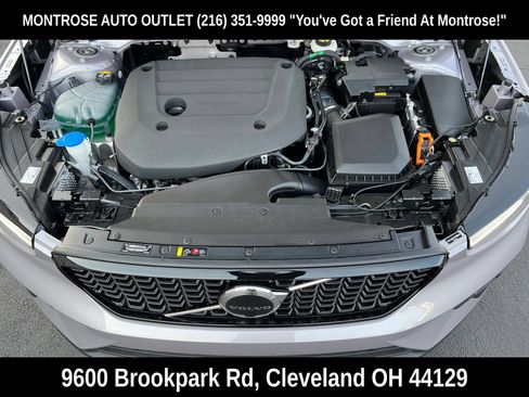 Used 2026 Volvo XC40 B5 Plus w/ Protection Package Premier AWD/4WD image 34