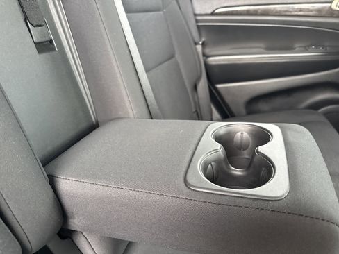 Used 2012 Jeep Grand Cherokee Laredo image 11