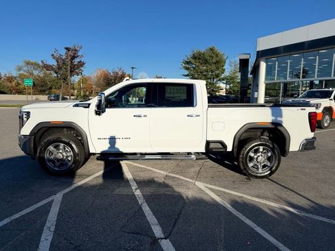New 2026 GMC Sierra 2500 SLT w/ SLT Premium Package AWD/4WD image 2