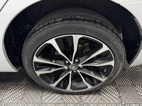 Used 2019 Toyota Corolla SE w/ Carpet Mat Package (TMS) FWD image 20