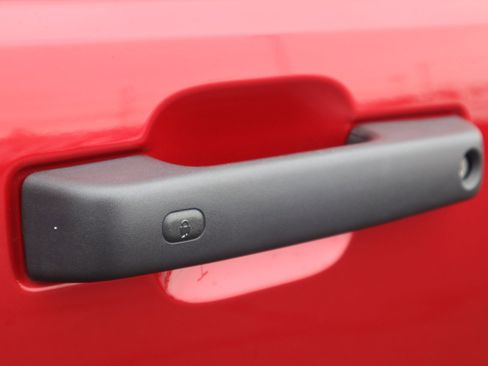 Used 2021 Ford Bronco Badlands image 36