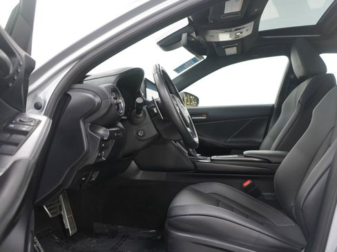 Used 2024 Lexus IS 500 image 25