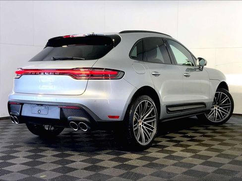 Used 2026 Porsche Macan AWD/4WD image 8