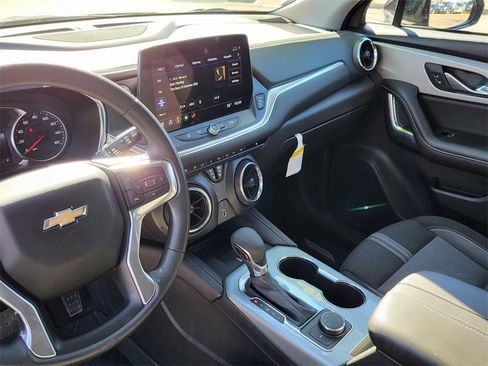 Used 2024 Chevrolet Blazer LT w/ Convenience Package image 25
