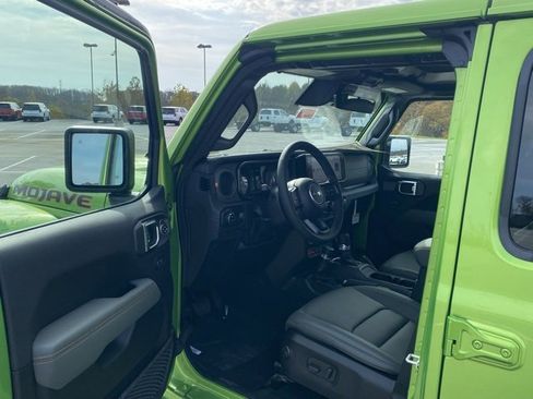 New 2026 Jeep Gladiator Mojave image 14