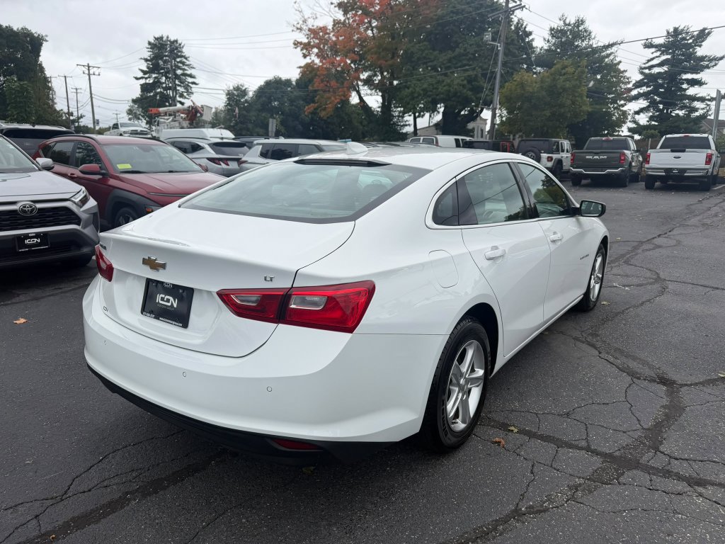 Used 2024 Chevrolet Malibu LT FWD image 5