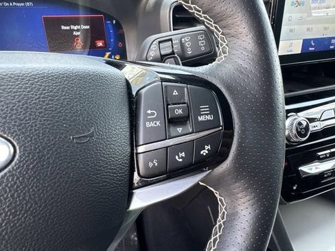 Used 2024 Ford Explorer ST AWD/4WD image 29