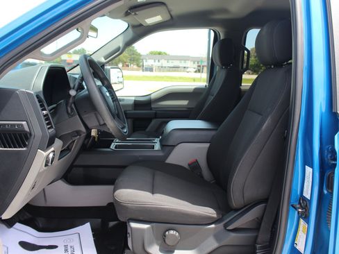 Used 2019 Ford F150 XL w/ Equipment Group 101A Mid AWD/4WD image 17