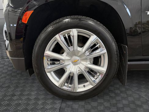 Used 2023 Chevrolet Tahoe High Country image 39
