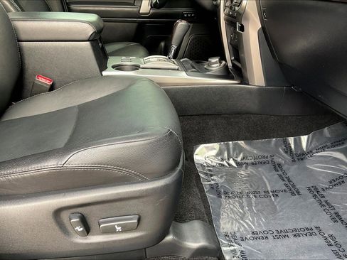Used 2022 Toyota 4Runner Limited image 22