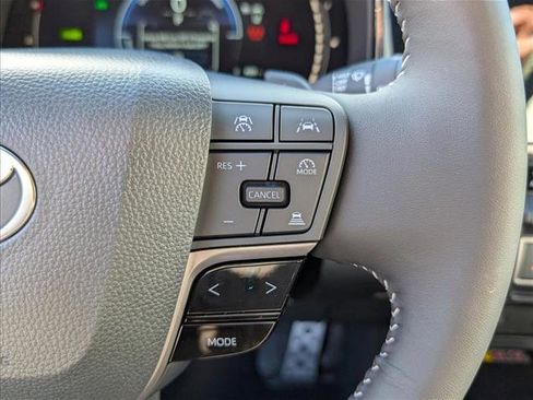 New 2026 Toyota Camry SE image 18