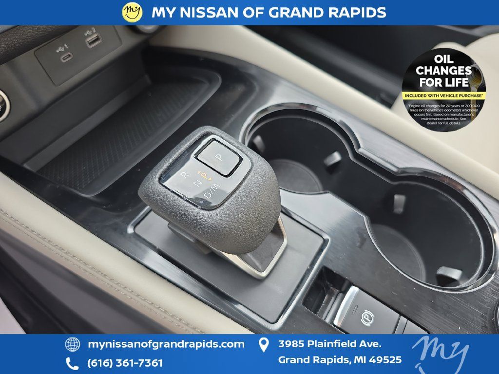 Used 2023 Nissan Rogue SL AWD/4WD image 28