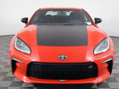 Used 2024 Toyota GR86 TRUENO Edition image 2